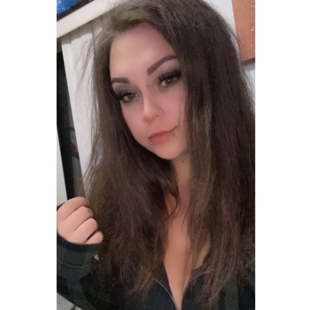 Meet your Posher, Kaitlyn